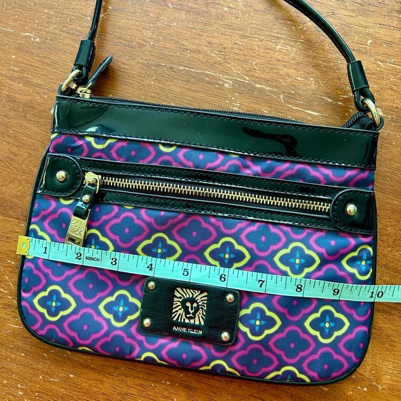 Anne Klein Multicolor Crossbody Bag - Picture 5 of 7
